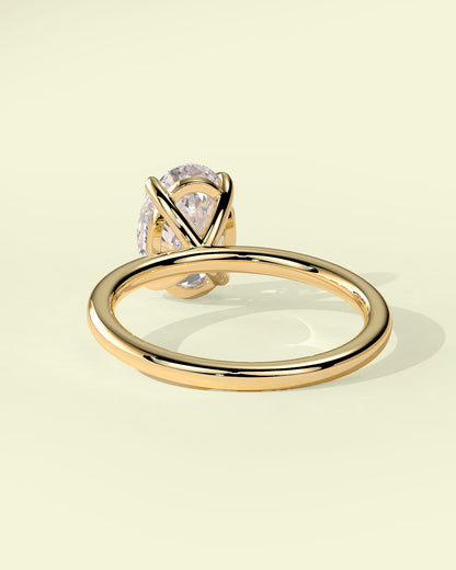 Anello di fidanzamento a margherita
