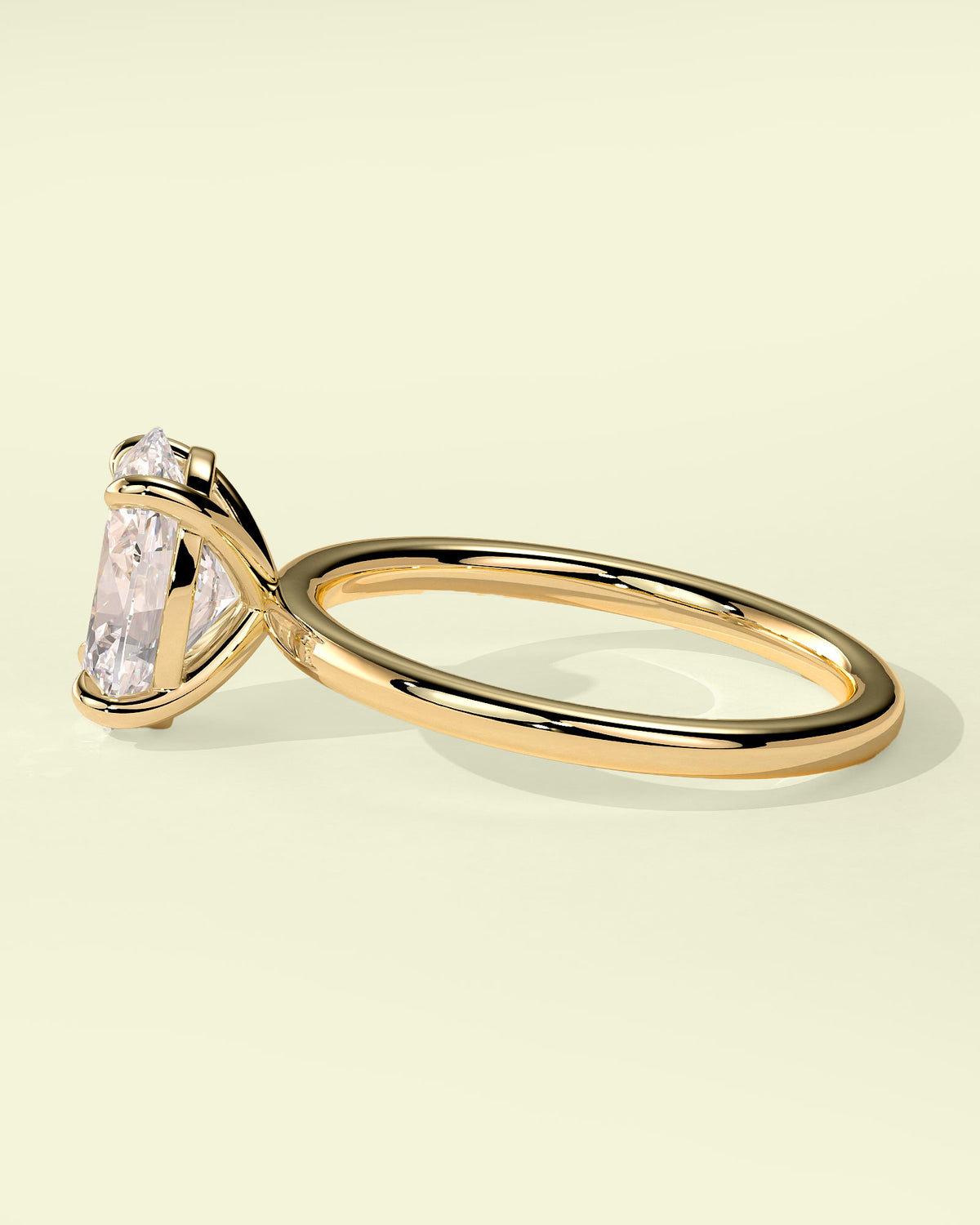 Anello di fidanzamento a margherita